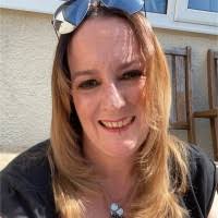 50+ "Ann Glover" profiles