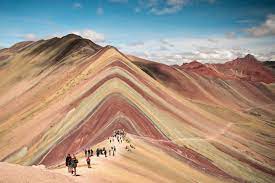Except for the lake titicaca basin in the southeast, its borders lie in sparsely populated peru has a great diversity of climates, ways of life, and economic activities. Die Schonsten Urlaubsziele In Peru Der Heimat Der Inka Urlaubsguru