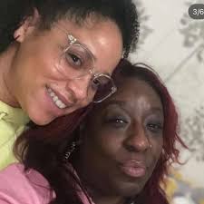 Danielle & Daniella Gogglebox (@danielledaniella_gogglebox) • Instagram  photos and videos