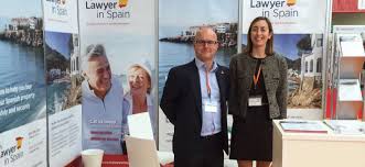 This corresponds to the word for lawyer in many european languages. Property Lawyer In Spain