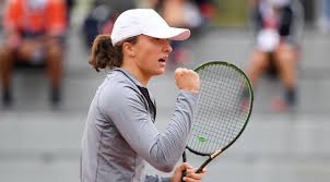 Atp & wta tennis players at tennis explorer offers profiles of the best tennis players and a database of men's and women's tennis players. Swiatek Stuns Finalist Vondrousova In Paris Opener