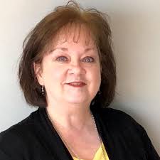 Regina Grizzle's Instagram, Twitter & Facebook