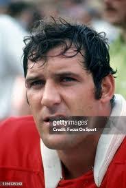 Morris Bradshaw's Instagram, Twitter & Facebook