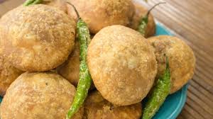 Khasta Kachori Recipe Halwai Style Moong Dal Khasta Kachori Recipe Youtube