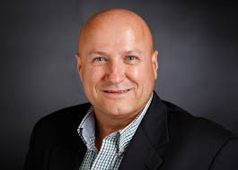 Dallas-based Comerica taps Curtis Farmer as CEO to replace its longtime  leader