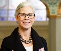 Carey Pearce's Instagram, Twitter & Facebook