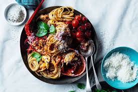 Best Lobster Spaghetti Recipe Recipes Delicious Com Au