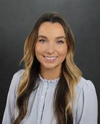 Jeanette Masse's Instagram, Twitter & Facebook