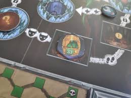 La parola italiana libro deriva dal latino liber.il vocabolo originariamente significava anche corteccia, ma visto che era un materiale usato per scrivere testi (in libro scribuntur litterae, plauto), in seguito per estensione la parola ha assunto il significato di opera letteraria. Formando Jugones Gamers In Progress Boardgamegeek