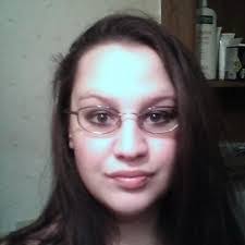 Michelle Heil's Instagram, Twitter & Facebook