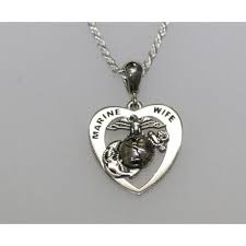 Marine Wife Heart With Gold Ega Marine Wife Marine Corps Rings Marine Corps Jewelry