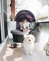 Wir präsentieren ihnen einen äußerst interessanten lounge stuhl, entworfen von dem jungen designer. Interiorblogger Balkon Klein Kleinerbalkon Sonneninsel Insel Muschel Lounge Maltipoo Vivianno Solebich Outdoor Hanging Chair Decor Baby Strollers