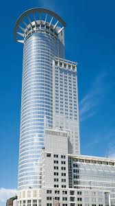 Wenn irgendjemand von investment banks spricht, sei es in den usa oder wie es bei mir in london war, redet man allgemein von bulge bracket investment banks und das sind nichts anderes, als die, die man als too big to fail betrachtet. Dg Bank Vollendete Bauten Mit Naturstein Von Hofmann Naturstein