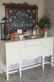 Splash's event marketing platform helps companies market, manage, and measure their live, virtual, and hybrid event programs. Cozy Christmas Kitchen Wine Nook Simple Rustic Decor Buffet Decor Christmas Dining Room Decor