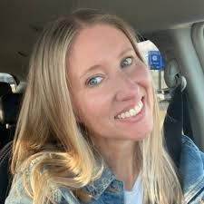 Laurie Abel's Instagram, Twitter & Facebook