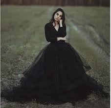 Country Black Wedding Dresses V Neck Long Sleeve Tutu Skirt Simple Gothic Bridal Dress Ball Gown Wedding Gowns From Loverlovebridal In 2020 Black Wedding Gowns Black Wedding Dresses Ball Gowns Wedding