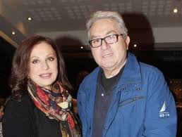 Maybe you would like to learn more about one of these? Poios Htan O Tragoydisths Giwrgos Sarrhs In Gr