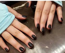 Choose either a matte or glossy finish. Facebook