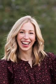 Jessica Pizzo's Instagram, Twitter & Facebook