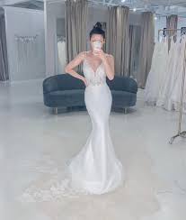 Etoile Paris Wedding Dress Rent Luxury Bridal Gowns From Bridal Wardrobe Bridal Wardrobe Designer Wedding Gowns Bridal Elegance