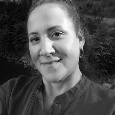 This rebecca is a worthwhile blend of old and new, and it should be enough to tempt you to go to manderley again. Team Kassel Global De Dr Rebeca Ramos Padron