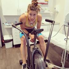 Eva samková (born 28 april 1993) is a czech snowboarder who is the 2014 olympic champion in snowboard cross. Eva Samkova Photos Facebook