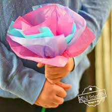 In this craft, your child will get lots of practice with fine motor skills. Diy Tissue Paper Flowers For Kids To Make With Pipe Cleaners Video