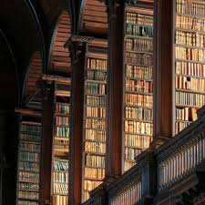 Um Sonho E Ter Todos Esses Livros Em Casa Essa E A Biblioteca Do Trinity College Na Irlanda E Nos Ja Queremos Visitar Library Bookstore Books