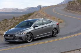 2018 hyundai elantra sport 4dr sedan. 2017 Hyundai Elantra Sport Boasts Irs Turbo Engine 21 650 Price Tag Autoevolution