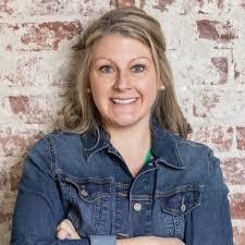 Tanya Hoyt's Instagram, Twitter & Facebook