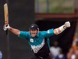Christopher lance cairns onzm is a former new zealand cricketer and former odi captain, who played for the new zealand cricket team as an al. 2nf9q7 Azlf Om