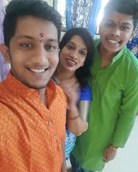 3/4) "On November 17, I walked my son to the operation theater, his heart  still beating, and handed him over for organ donation. His liver, heart,  lungs, and kidneys were donated, saving