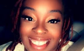 Ebony Muse's Instagram, Twitter & Facebook