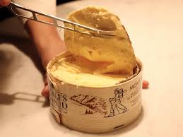 チーズのプロに聞いた！旬の味覚モン・ドールの美味しい食べ方 | エノテカ - ワインの読み物