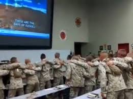 Resultado de imagen para EE.UU.- Soldados Cantan "Días de Elías" en Cuartel Militar