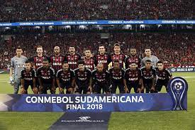 Fue fundado el 26 de marzo de 1924 de la fusión del internacional football club y el américa paraná. Radar Dos Campeoes Saiba Como Fica O Elenco Do Athletico Que Conquistou A Sul Americana Athletico Pr Ge