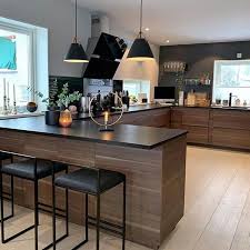 Epingle Par Goethy Shaira Exil Sur Home Cuisine Moderne Cuisine Design Moderne Cuisines Dans Salon