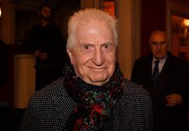 Gianfranco d'angelo, attore, comico e cabarettista, popolare soprattutto negli anni '80, è morto oggi, a roma, all'età di 84 anni. Gianfranco D Angelo Prima Dello Spettacolo Magnamose Tutto Di Pingitore