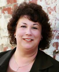 2019 ALUMNI MAGAZINE Dean Phillip R. Oppenheimer: A Transformational Legacy