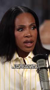 It started with you handing me the ball, and it's going to end with me  handing off this trophy to you to say thank you." 💗 Dwyane Wade stopped by  the #TODAYShow