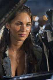 Её отец работал надзирателем за условно освобождёнными п. Megan Fox Stills Transformers Megan Fox Hair Megan Fox Transformers Megan Fox Hot