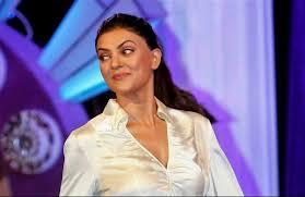 Former beauty queen sushmita sen was spotted shooting in kolkata. Sushmita Sen To Make Digital Debut With Web Series Aarya The New Indian Express