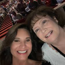 What are the best gluten-free meals around here?