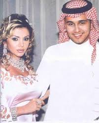 حاطك براسي Na Twitteri بس حبيت أذكركم المغني السعودي عباس إبراهيم تزوج رزان مغربي مذيعة ومغنية وأكبر منه بسنوات ومنعها من الظهور في التلفزيون حاطك براسي Https T Co Pluhc1ssuj