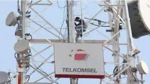 Akan tetapi tarif mahal tersebut juga tentu sangat sebanding dengan kecepatan internet ditambah lagi jaringan internet yang luas hingga ke pelosok daerah di seluruh indonesia. Warga Jaringan Telkomsel Down Semua Agenda Berantakan