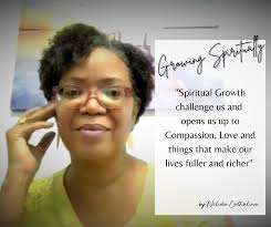 Si bo ta un “Empresario Green”, studiante of bo ke òf ta enbolbí den  energia renobabel, kultivo orgániko, aktividat sostenibel, manufaktura di  produktonan eko-amigabel, maneho di sushi, re-husa, resiklá; E kurso aki