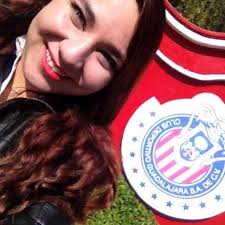 UN LEGADO DE GENERACIÓN EN GENERACIÓN. Dale rebaño querido🐐🇫🇷 Vamos  chivas! @camillesenties ya es toda una chivita distingue en cualquier lado  el escudo del Guadalajara 🥰 @maximo_senties con su primer  clásiconacional.. . #