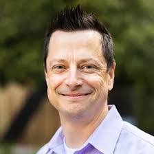 Bradley Stuart's Instagram, Twitter & Facebook