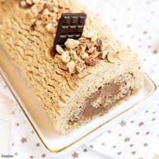 Recette Cetogene Buche De Noel Roulee Chocolat Praline Sans Sucre Sans Gluten Par Eatfat2befit Roule Au Chocolat Buche De Noel Buche De Noel Roulee