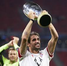 The third part presents the next match france supercup. Dfl Supercup Welt